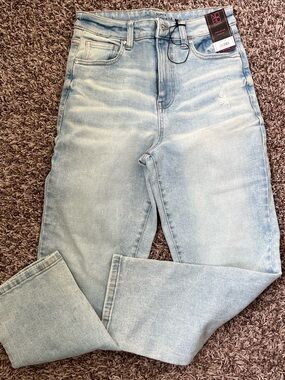 🆕 No Boundaries Light Blue High-Rise Women’s Jeans